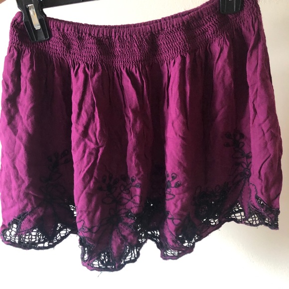 ❤️3 for $20 Floral Embroidered Mini Skirt S/P - Picture 2 of 5